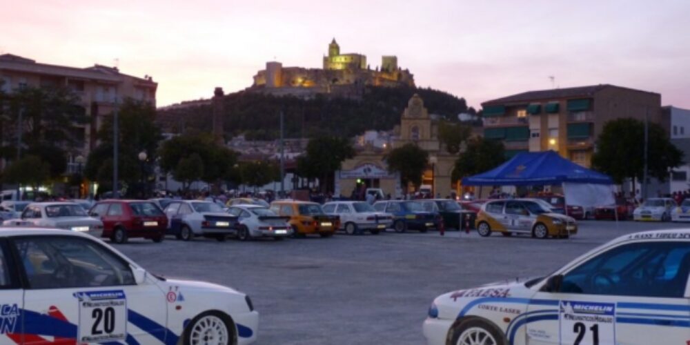 Mesas de trabajo en Alcalá de la Federación andaluza de Automovilismo